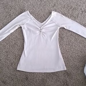 Fancy v-neck guess top